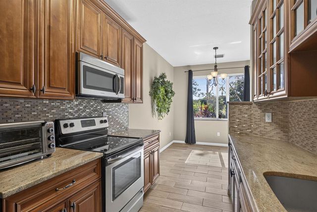 333 River Bluff Lane, Royal Palm Beach, FL 33411