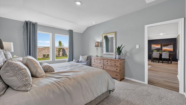 1044 FOXBURG Drive, Fort Worth, TX 76131