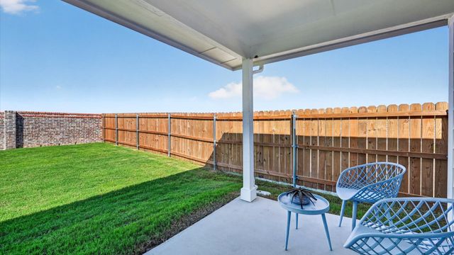 1044 FOXBURG Drive, Fort Worth, TX 76131