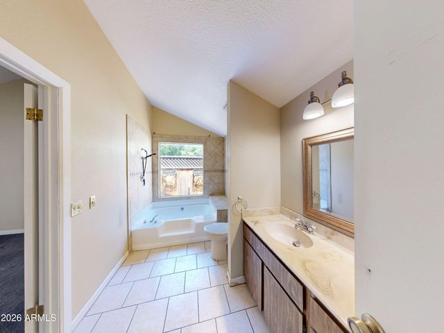 3018 W LUPINE Avenue, Phoenix, AZ 85029