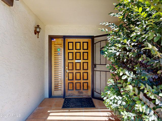 3018 W LUPINE Avenue, Phoenix, AZ 85029