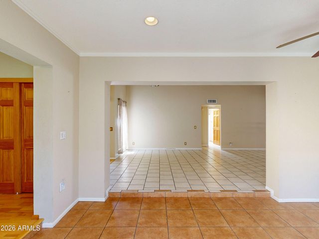 3018 W LUPINE Avenue, Phoenix, AZ 85029