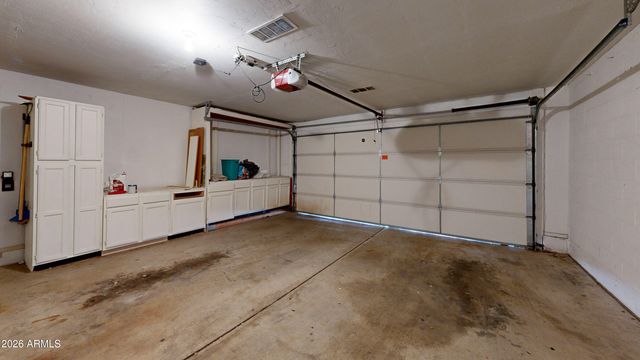 3018 W LUPINE Avenue, Phoenix, AZ 85029