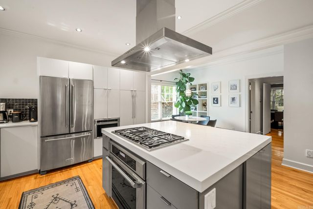 23 Saint Thomas Court, Little Rock, AR 72211