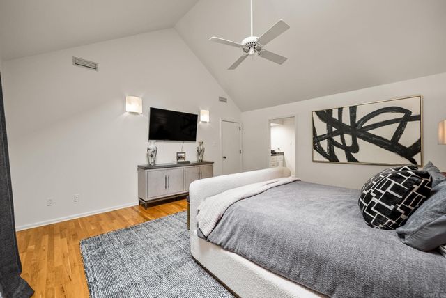 23 Saint Thomas Court, Little Rock, AR 72211