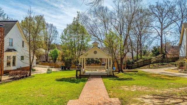 23 Saint Thomas Court, Little Rock, AR 72211