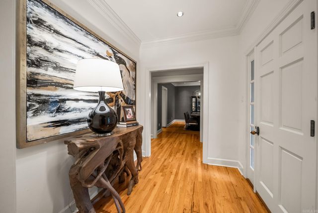 23 Saint Thomas Court, Little Rock, AR 72211