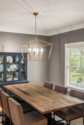 23 Saint Thomas Court, Little Rock, AR 72211