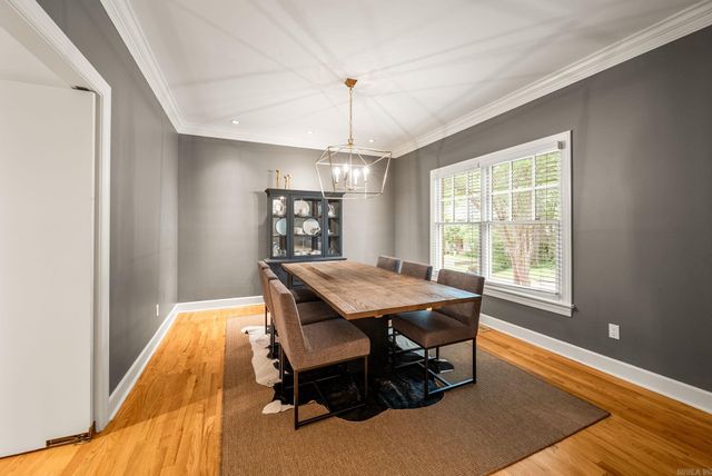 23 Saint Thomas Court, Little Rock, AR 72211