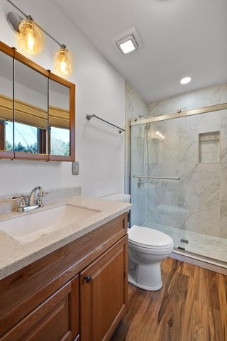 8913 22nd Street SW, Demotte, IN 46310