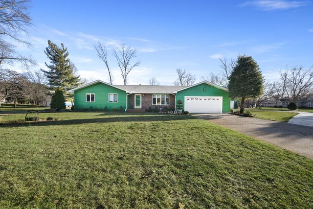 8913 22nd Street SW, Demotte, IN 46310