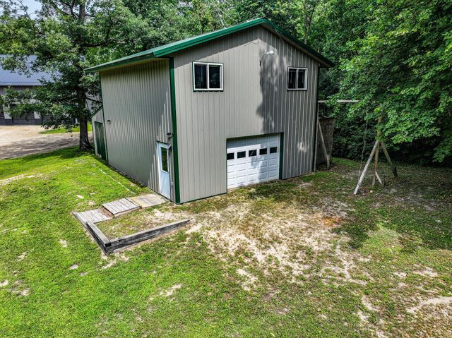 26085 Frank Hill Road, Winona, MN 55987