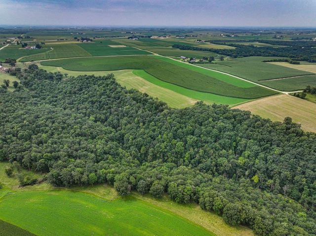 26085 Frank Hill Road, Winona, MN 55987