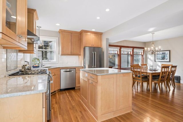 5053 Thomas Avenue S, Minneapolis, MN 55410