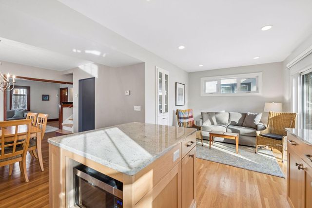 5053 Thomas Avenue S, Minneapolis, MN 55410