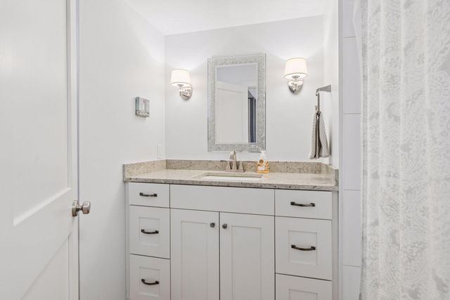 5053 Thomas Avenue S, Minneapolis, MN 55410