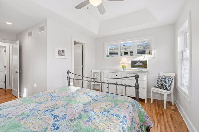 5053 Thomas Avenue S, Minneapolis, MN 55410