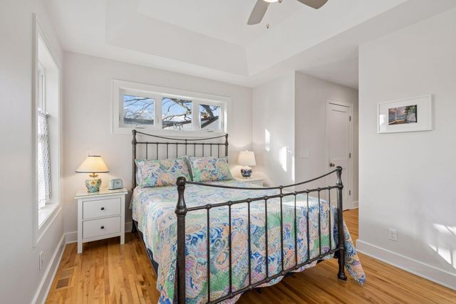 5053 Thomas Avenue S, Minneapolis, MN 55410