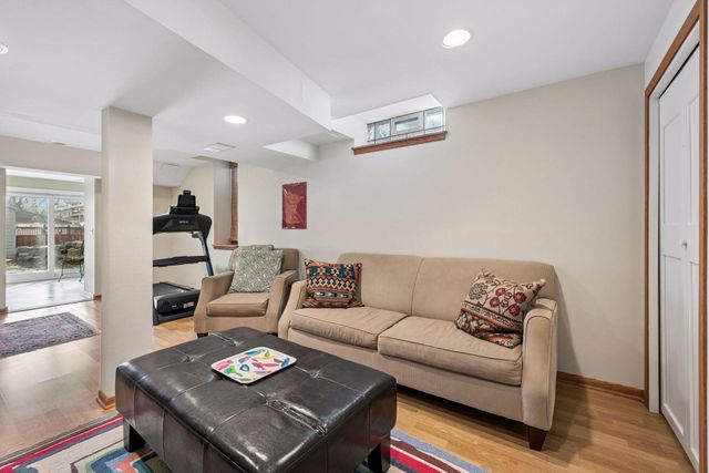 5053 Thomas Avenue S, Minneapolis, MN 55410