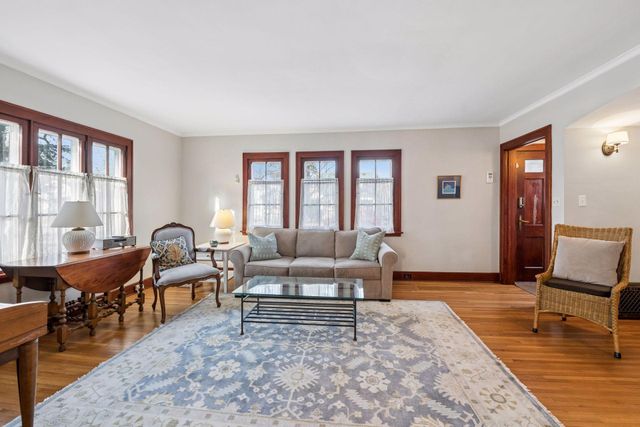 5053 Thomas Avenue S, Minneapolis, MN 55410