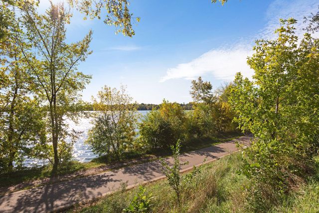 5053 Thomas Avenue S, Minneapolis, MN 55410