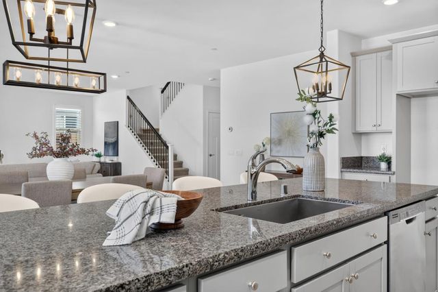 7502 TAPIRO Way, Sacramento, CA 95829