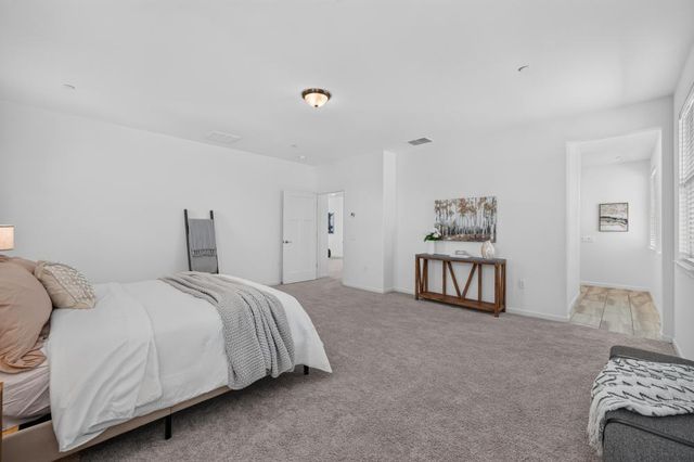 7502 TAPIRO Way, Sacramento, CA 95829