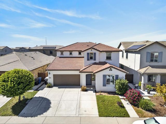 7502 TAPIRO Way, Sacramento, CA 95829