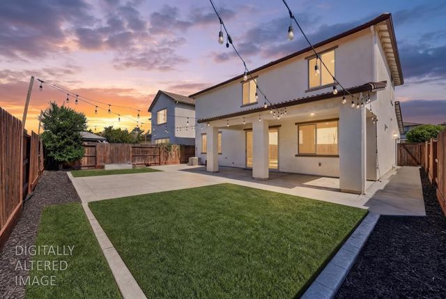7502 TAPIRO Way, Sacramento, CA 95829