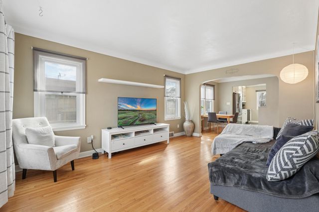 1872 4th Street, White Bear Lake, MN 55110