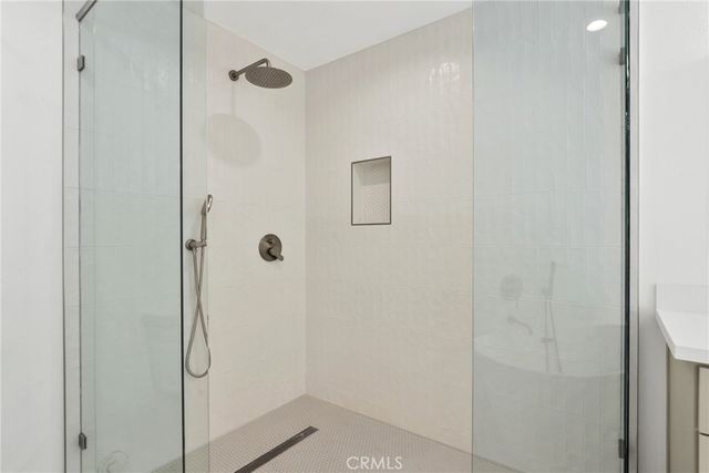 23312 Ostronic, Woodland Hills, CA 91367