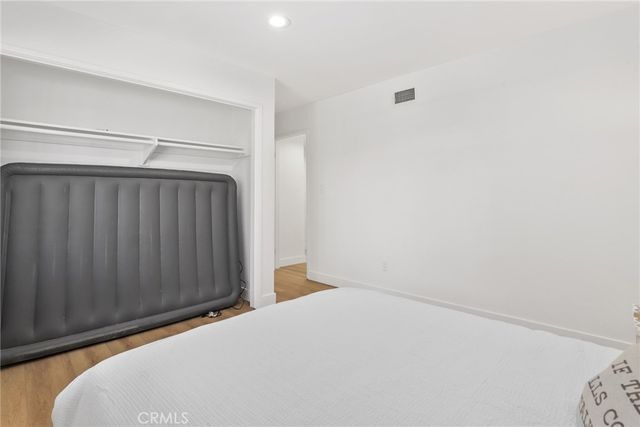 23312 Ostronic, Woodland Hills, CA 91367