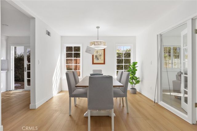 23312 Ostronic, Woodland Hills, CA 91367