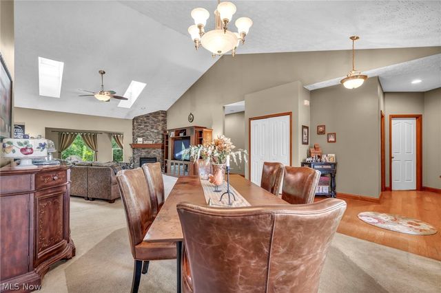 880 Shadow Creek Trail, Amherst, OH 44001