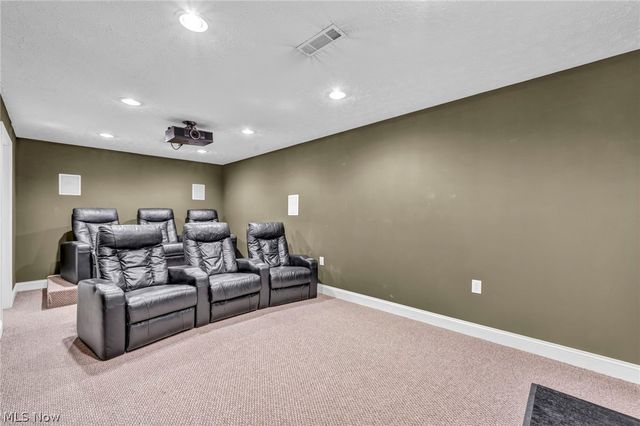 880 Shadow Creek Trail, Amherst, OH 44001