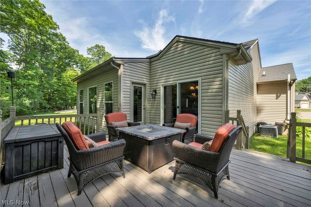 880 Shadow Creek Trail, Amherst, OH 44001