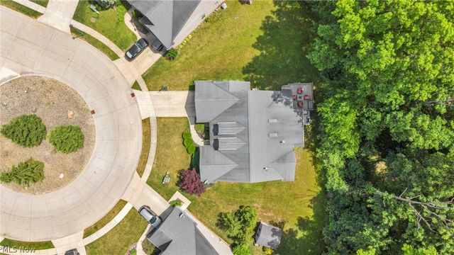 880 Shadow Creek Trail, Amherst, OH 44001