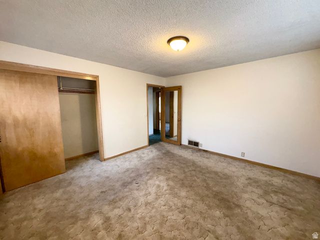 4136 S ADAMS AVE, South Ogden, UT 84403