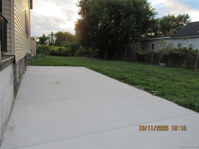 1311 N Green Street, Detroit, MI 48209