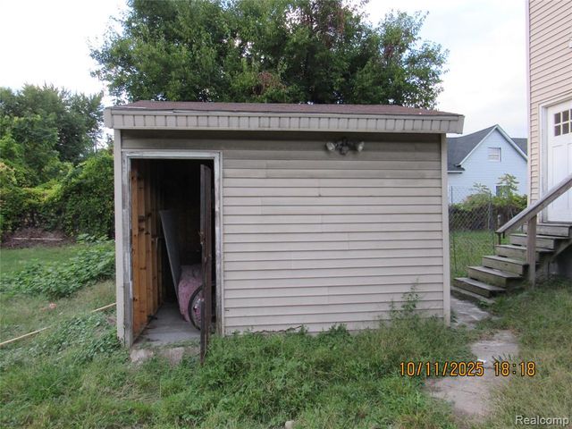 1311 N Green Street, Detroit, MI 48209