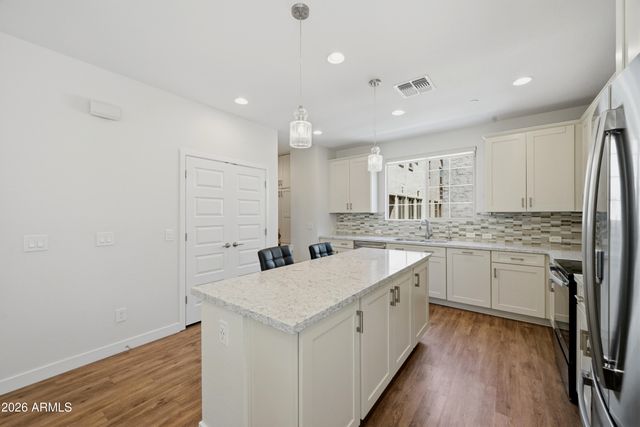 1673 E DOGWOOD Lane, Gilbert, AZ 85295
