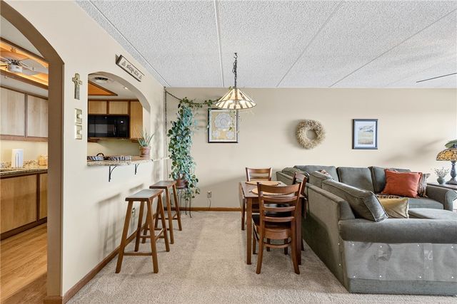 1000 Grandview Ave 802, Mt Washington, PA 15211