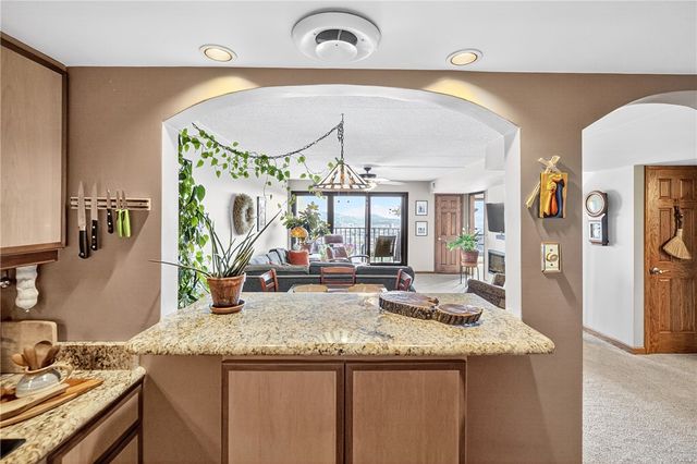 1000 Grandview Ave 802, Mt Washington, PA 15211