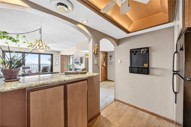 1000 Grandview Ave 802, Mt Washington, PA 15211