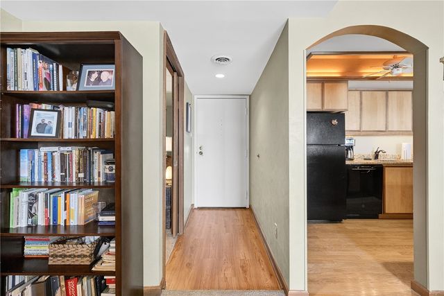 1000 Grandview Ave 802, Mt Washington, PA 15211