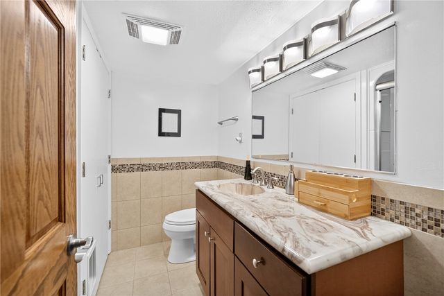 1000 Grandview Ave 802, Mt Washington, PA 15211