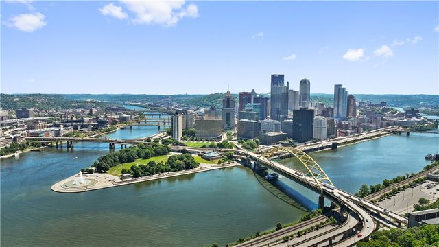 1000 Grandview Ave 802, Mt Washington, PA 15211