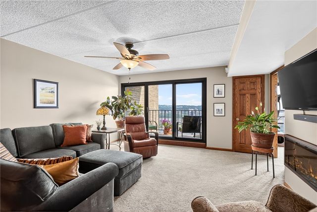 1000 Grandview Ave 802, Mt Washington, PA 15211