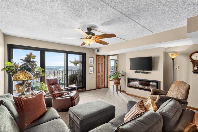 1000 Grandview Ave 802, Mt Washington, PA 15211