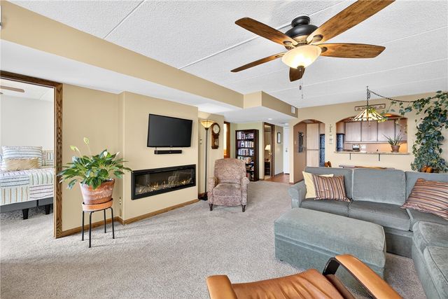 1000 Grandview Ave 802, Mt Washington, PA 15211